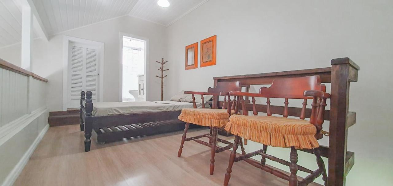 Duplex Floresta Negra - Sua Base Perfeita Em Gramado! Otima Localizacao Lagonegro 500M - 02 Quartos E 02 Banheiros Para Familia Em Condominio Fechad0, Cozinha Completa Com Garagem E Portaria 24H Екстериор снимка