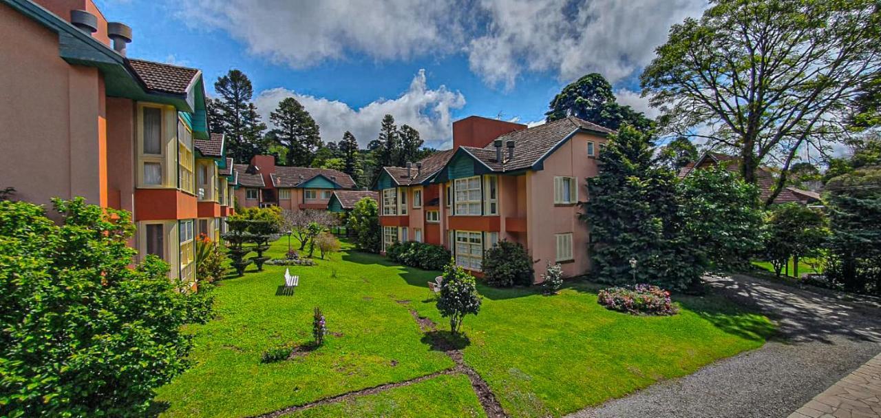 Duplex Floresta Negra - Sua Base Perfeita Em Gramado! Otima Localizacao Lagonegro 500M - 02 Quartos E 02 Banheiros Para Familia Em Condominio Fechad0, Cozinha Completa Com Garagem E Portaria 24H Екстериор снимка